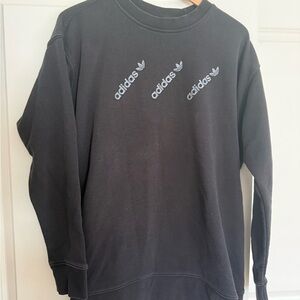 Adidas vintage Men's Black Crewneck Sweater